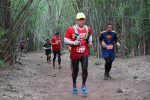 BIB: 284, 17204
                            <button type="button" onclick="openModal(4123228)" class="btn btn-primary btn-sm float-right btn-popup" data-toggle="modal" data-target=".modal-high-quality">
                        <i class="fas fa-shopping-cart"></i> Add to Cart
                    </button>
                                            <button type="button" onclick="isThisMe(4123228, true)" class="btn btn-success btn-sm float-right btn-popup btn-isme hidden" data-toggle="tooltip" data-placement="bottom" title="นี่คือรูปของคุณใช่ไหม คลิกที่นี่เพื่อเอาเข้าอัลบั้ม">
                        <i class="fas fa-plus"></i> Add to album
                    </button>
                    <button type="button" onclick="isThisMe(4123228, false)" class="btn btn-warning btn-sm float-right btn-popup btn-isnotme hidden">
                        <i class="fas fa-ban"></i> Remove from album
                    </button>